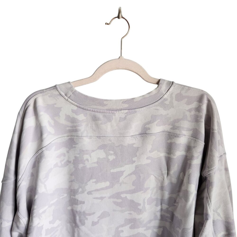 Lululemon Sweatshirt 10 Gray Lilac Camo Perfectly Oversized Crew Pullover - Picture 7 of 11